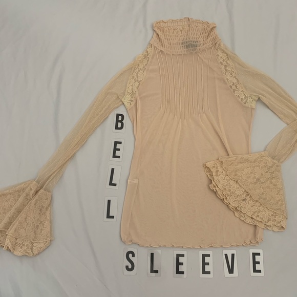 lacey express top - Picture 1 of 2